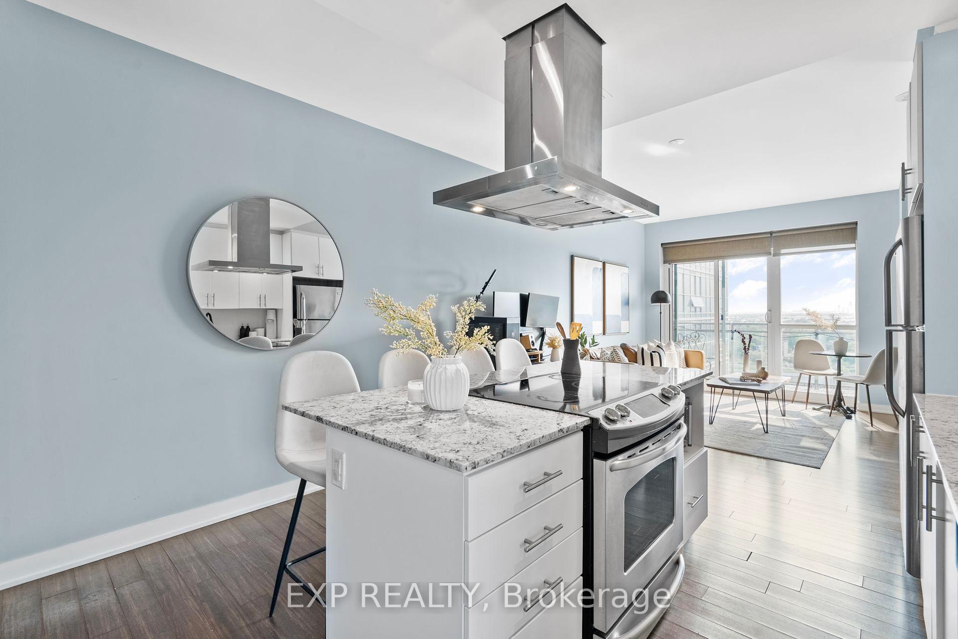 2 Bedrooms Condo at 165 Legion, Toronto For sale