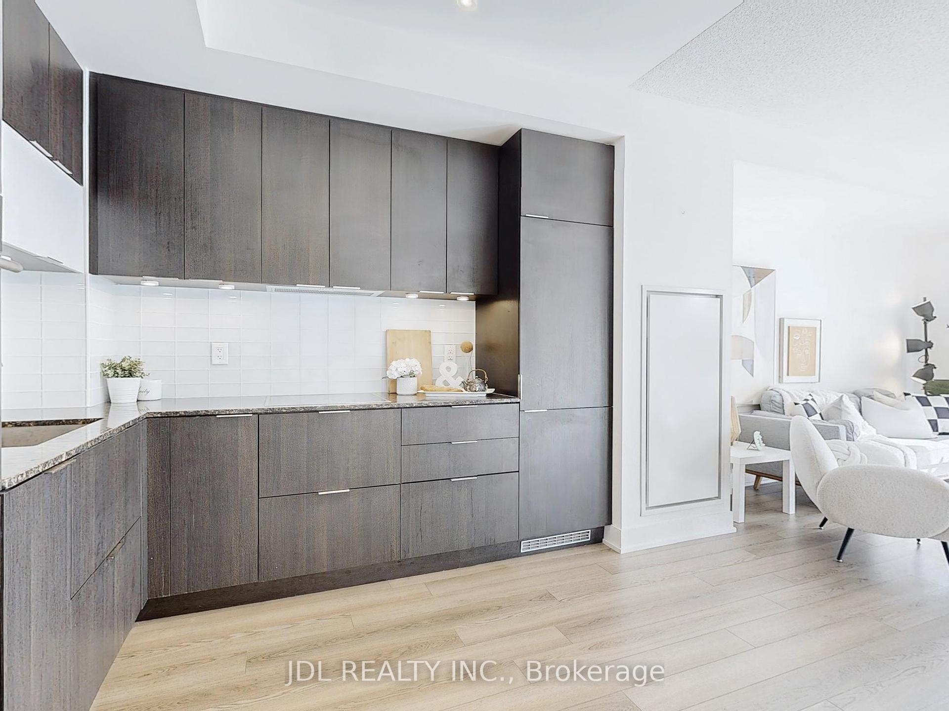 2 Bedrooms Condo at 318 Richmond, Toronto For sale
