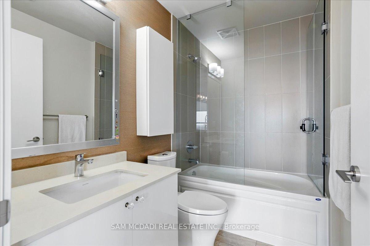 2 Bedrooms Condo at 3975 Grand Park, Mississauga For sale