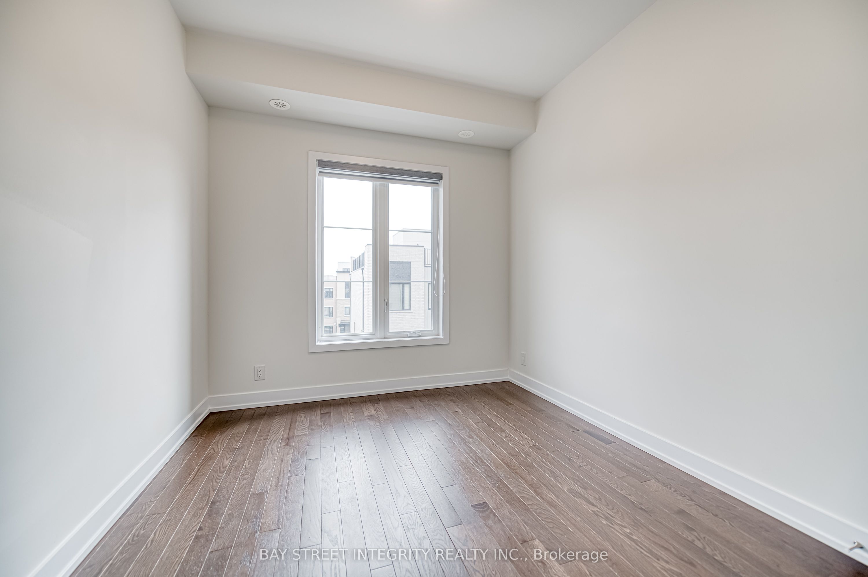 94 Guardhouse Crescent