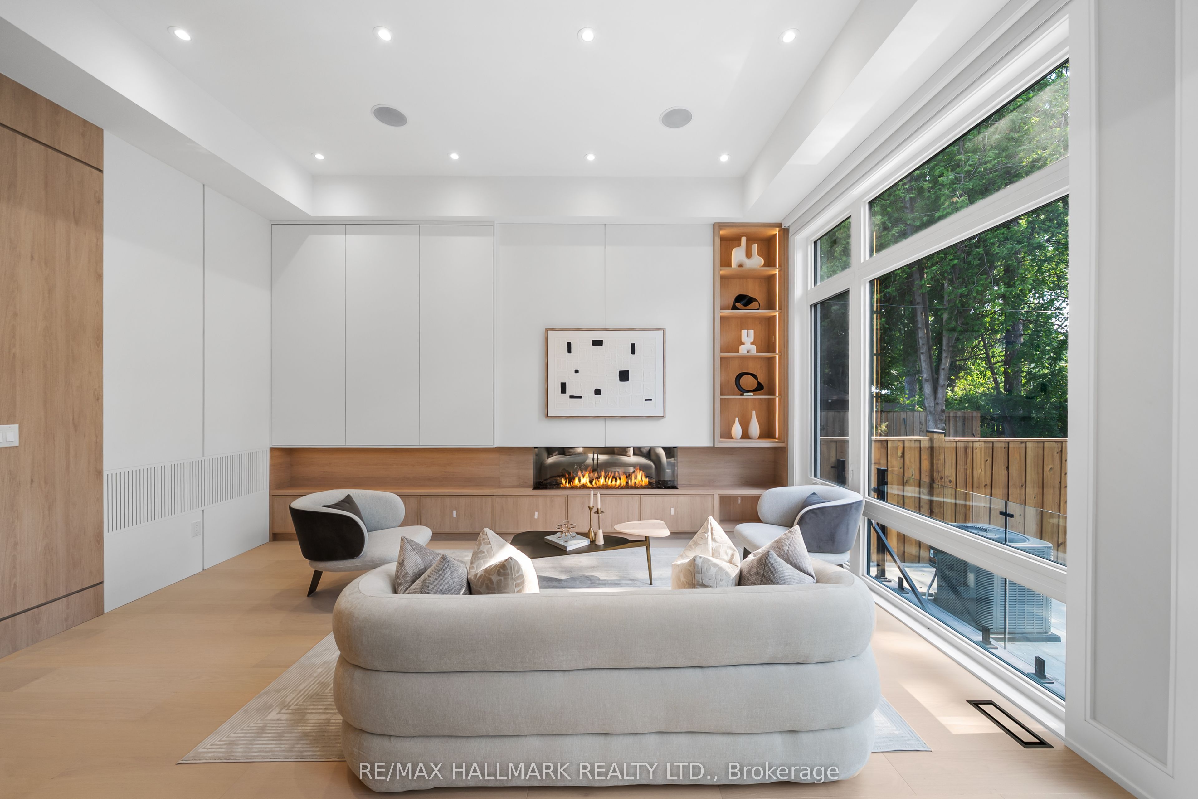 112 Randolph Road