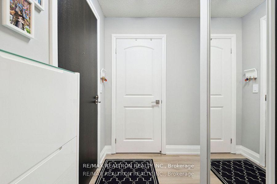 2 Bedrooms Condo at 1070 Sheppard, Toronto For sale