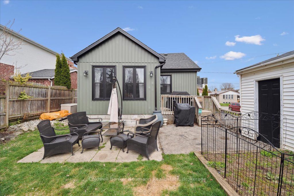 28 Stanley Street, Guelph, ON N1H 1L5
