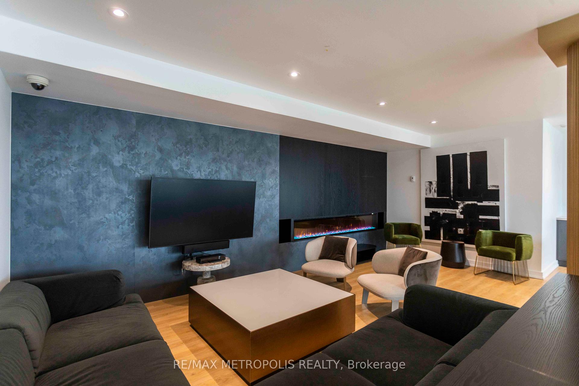 1 Bedroom Condo at 55 East Liberty, Toronto For sale