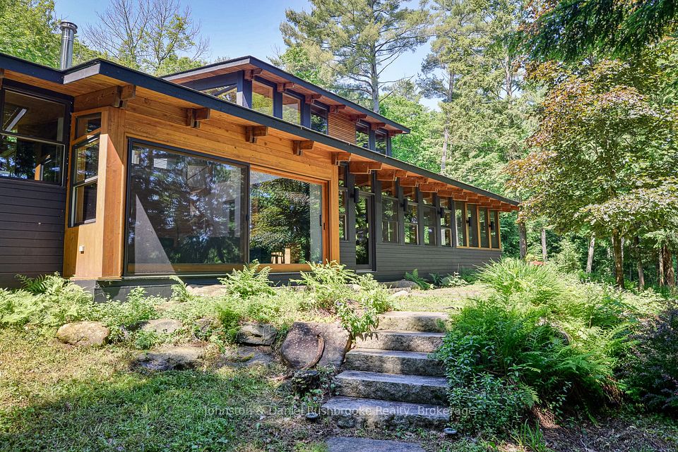 10 Bala Park Island
