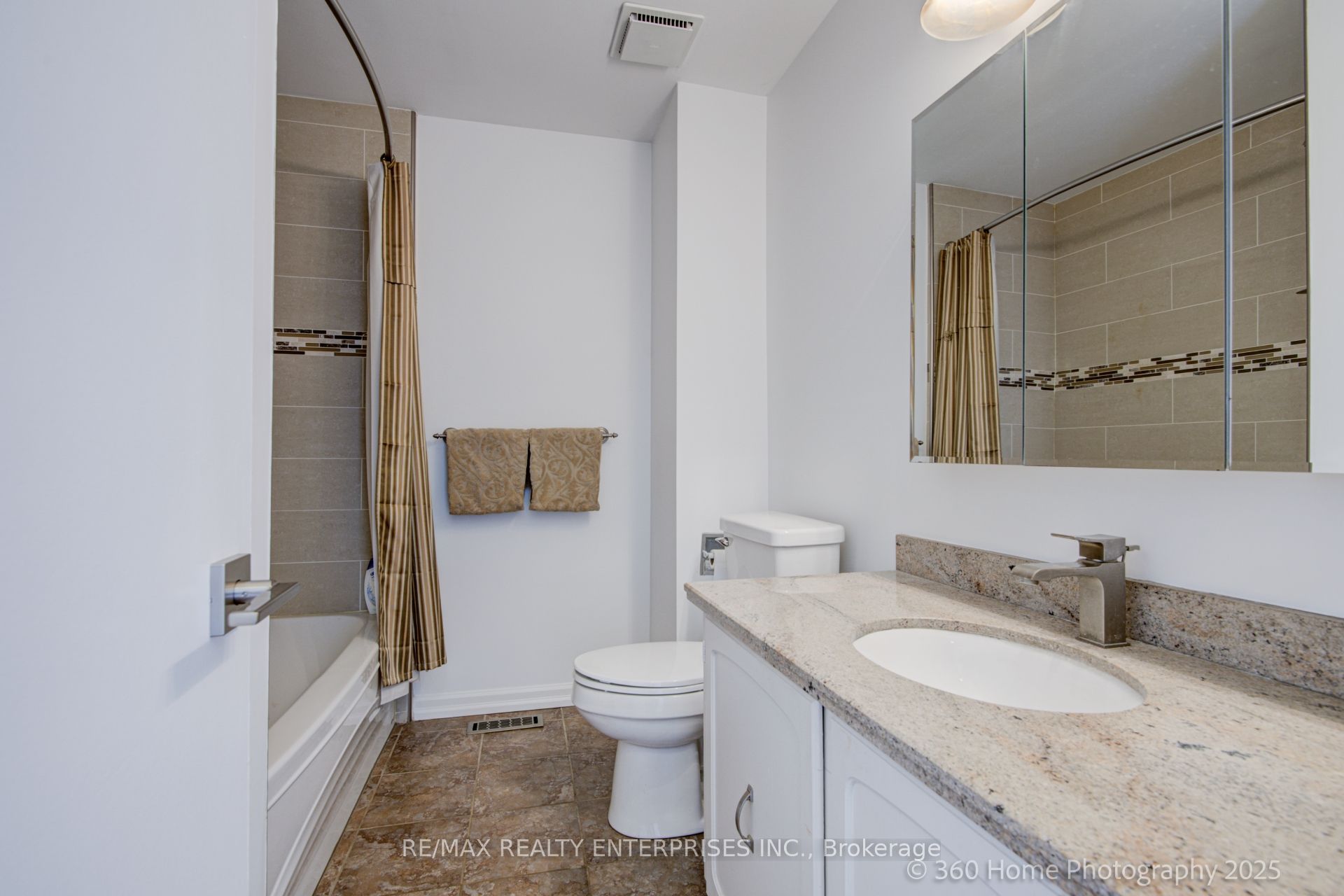 4425 Sawmill Valley Drive