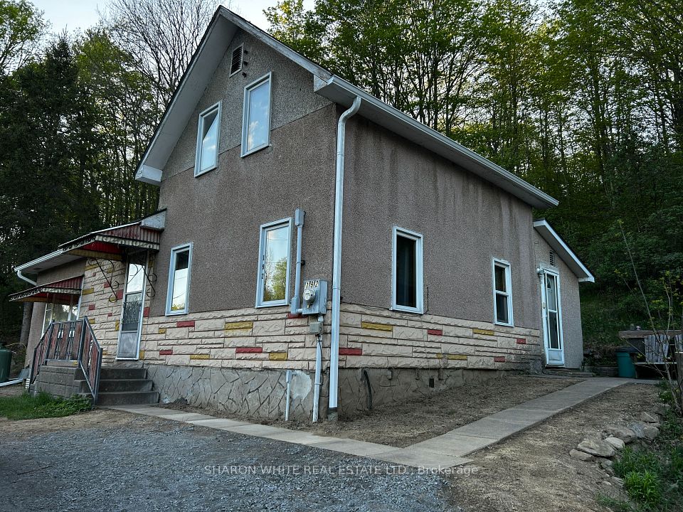 192 Monck