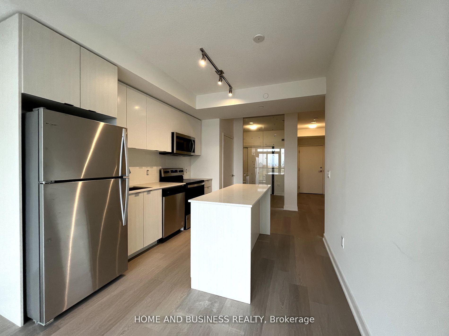 3 Bedrooms Condo at 859 The Queensway,  Toronto For sale