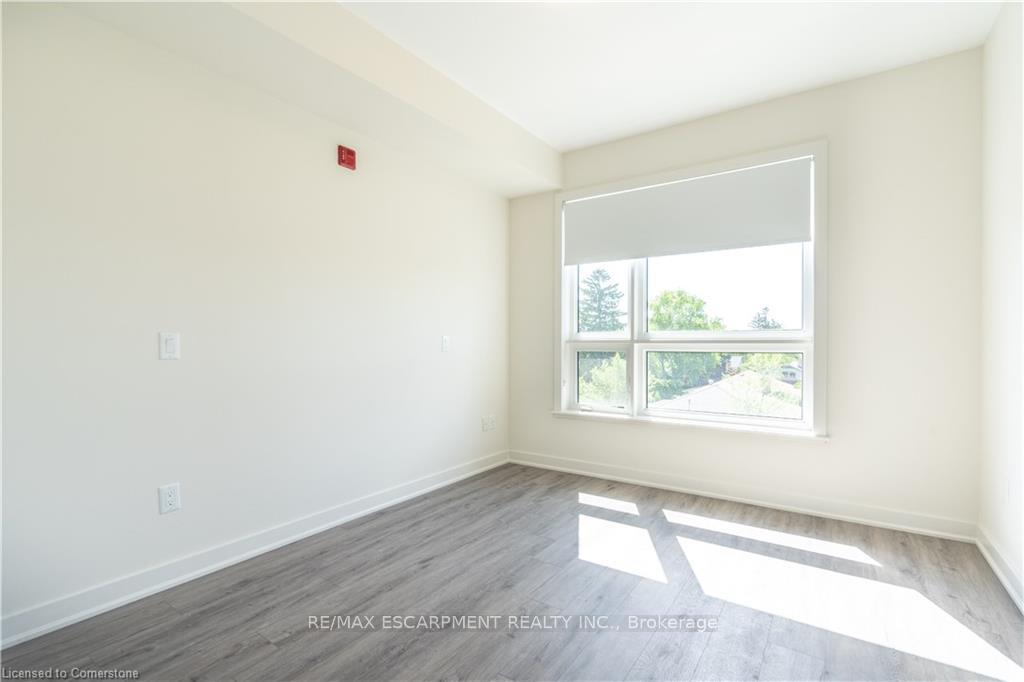 1 Bedroom Condo at 320 Plains, Burlington For sale