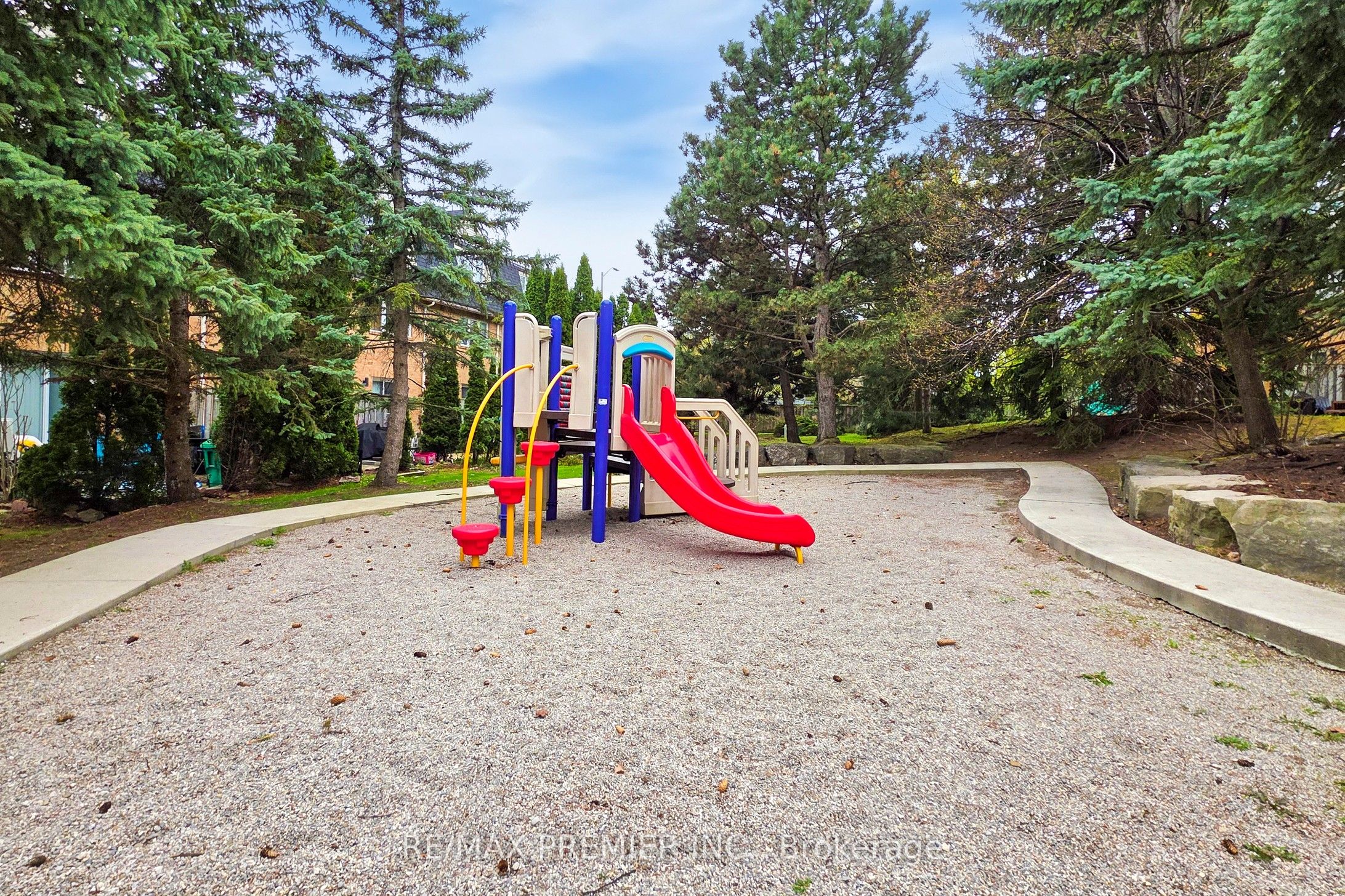 119 Bristol Road E, #34