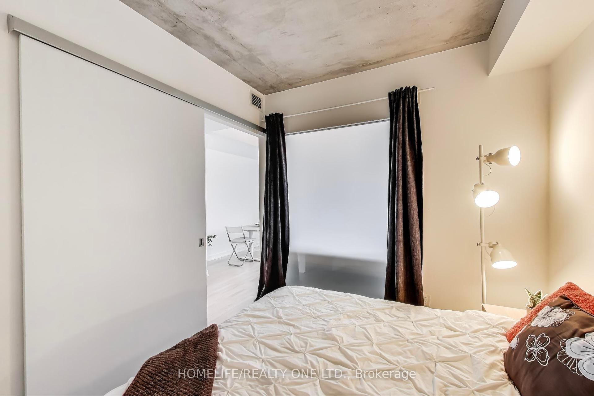 2 Bedrooms Condo at 60 Haslett, Toronto For sale