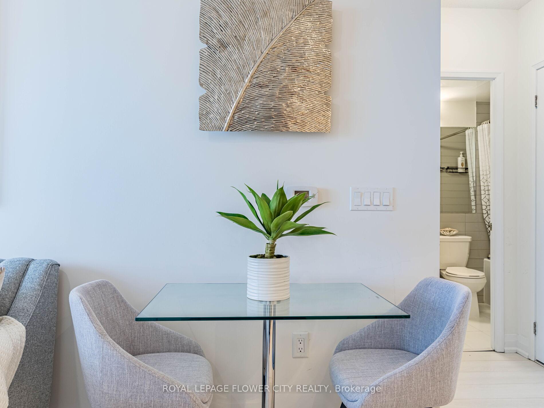 1 Bedroom Condo at 30 Gibbs, Toronto For sale