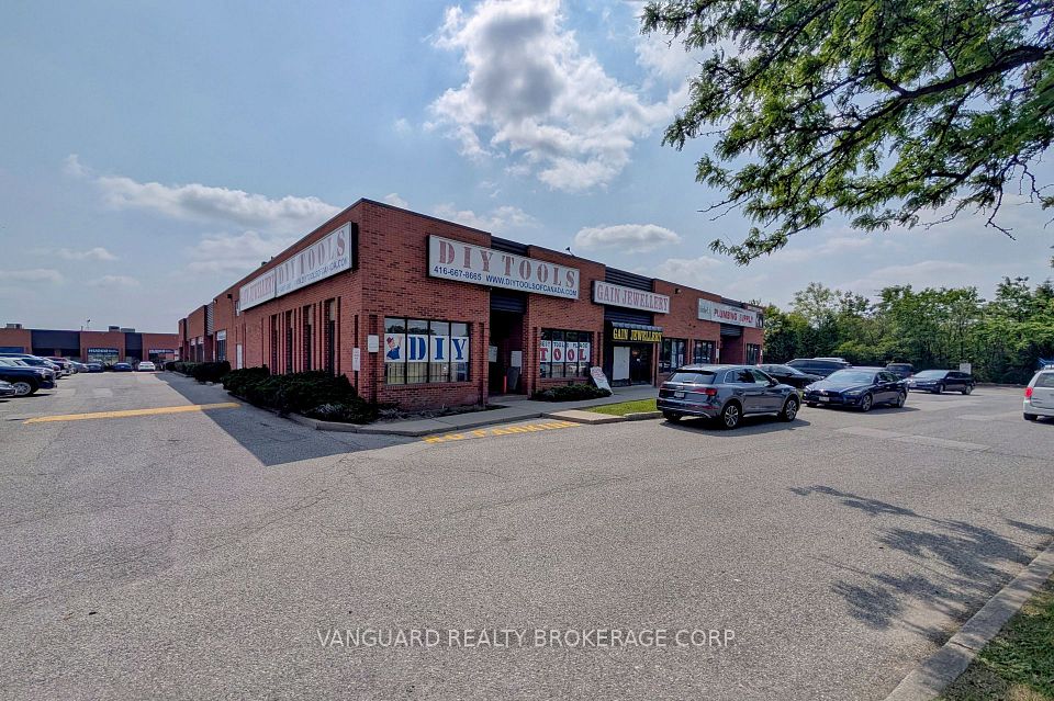 2901 Steeles