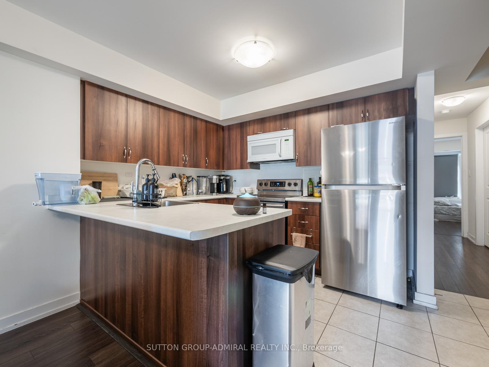 3 Bedrooms Condo at 2315 Sheppard, Toronto For sale