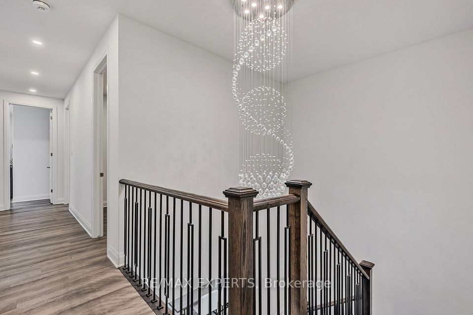 1411 Lobelia Crescent