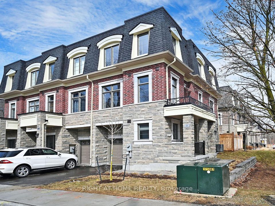 211 Wyndham