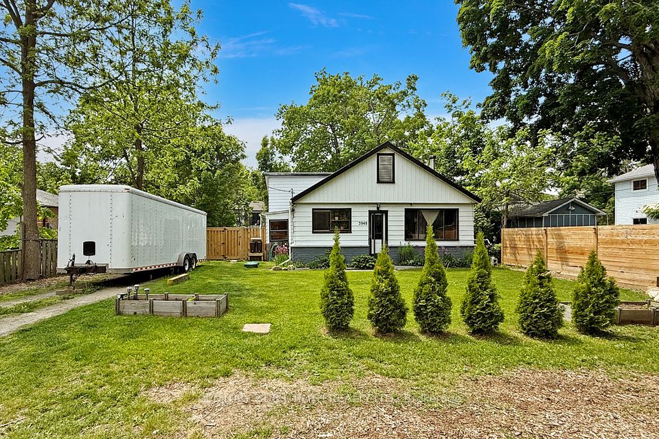 3948 Alderly