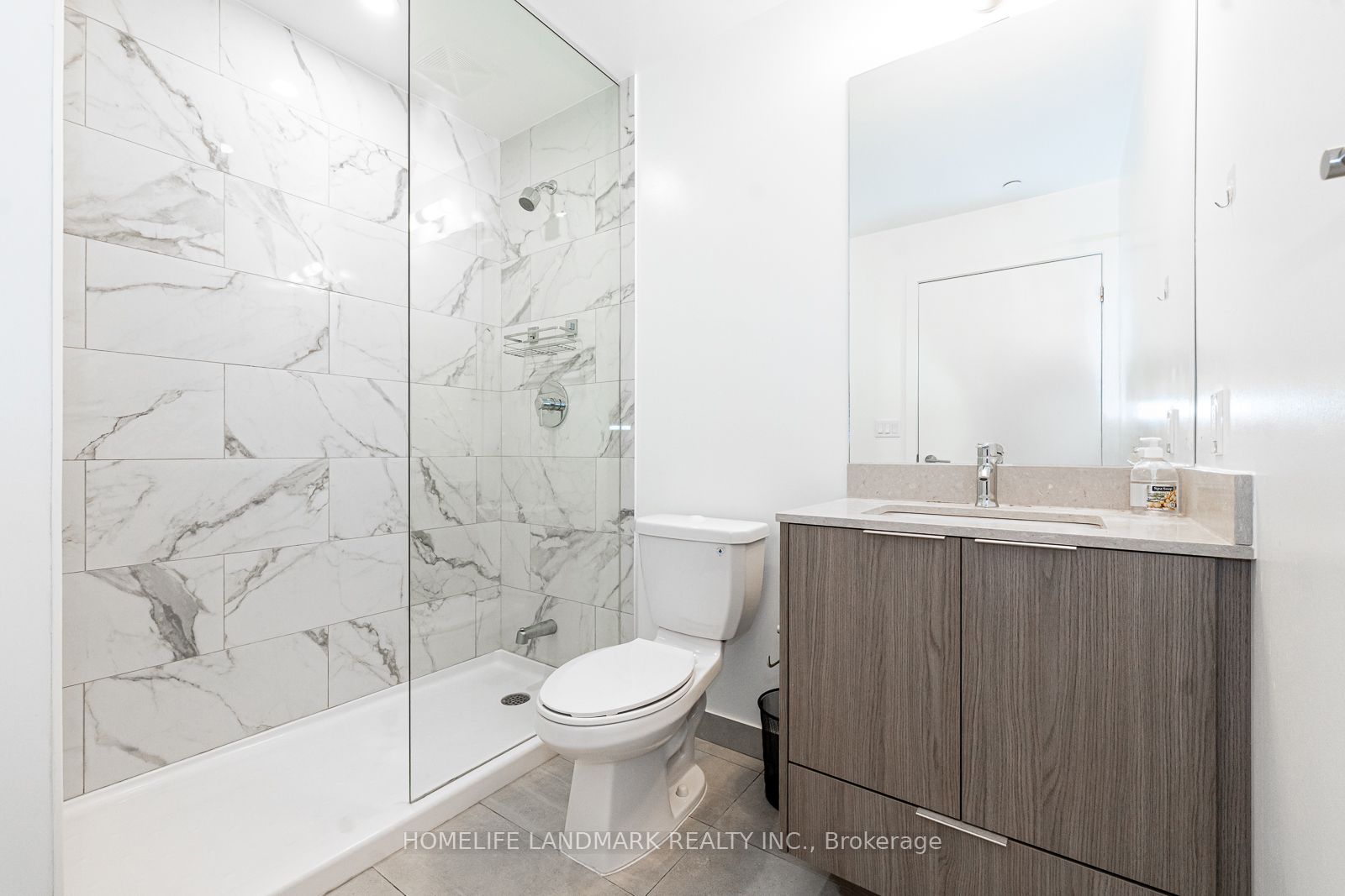 32 Forest Manor Road, #210
