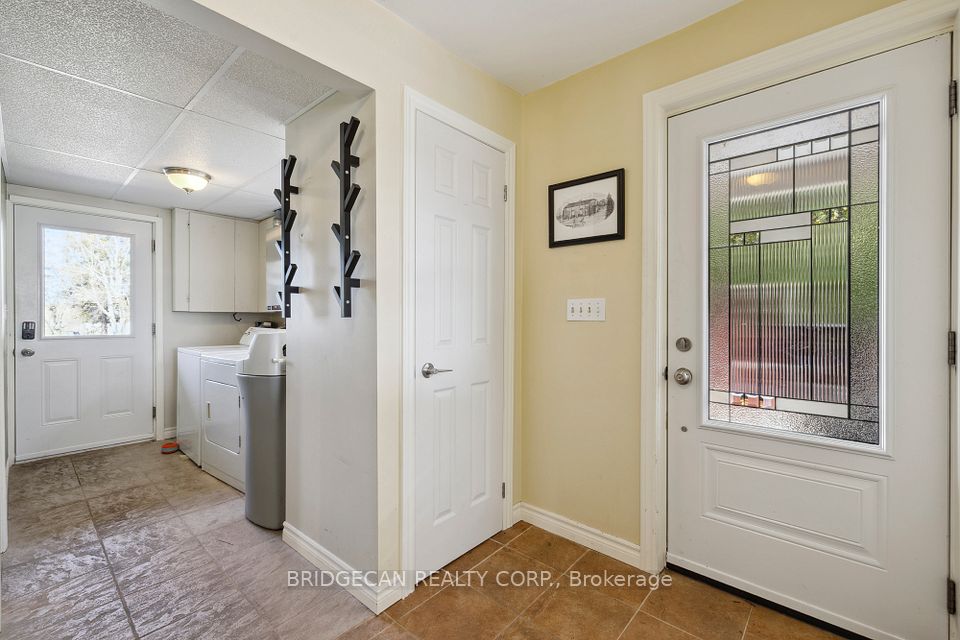827 6th Concession Road ; MLS ID: X12173950