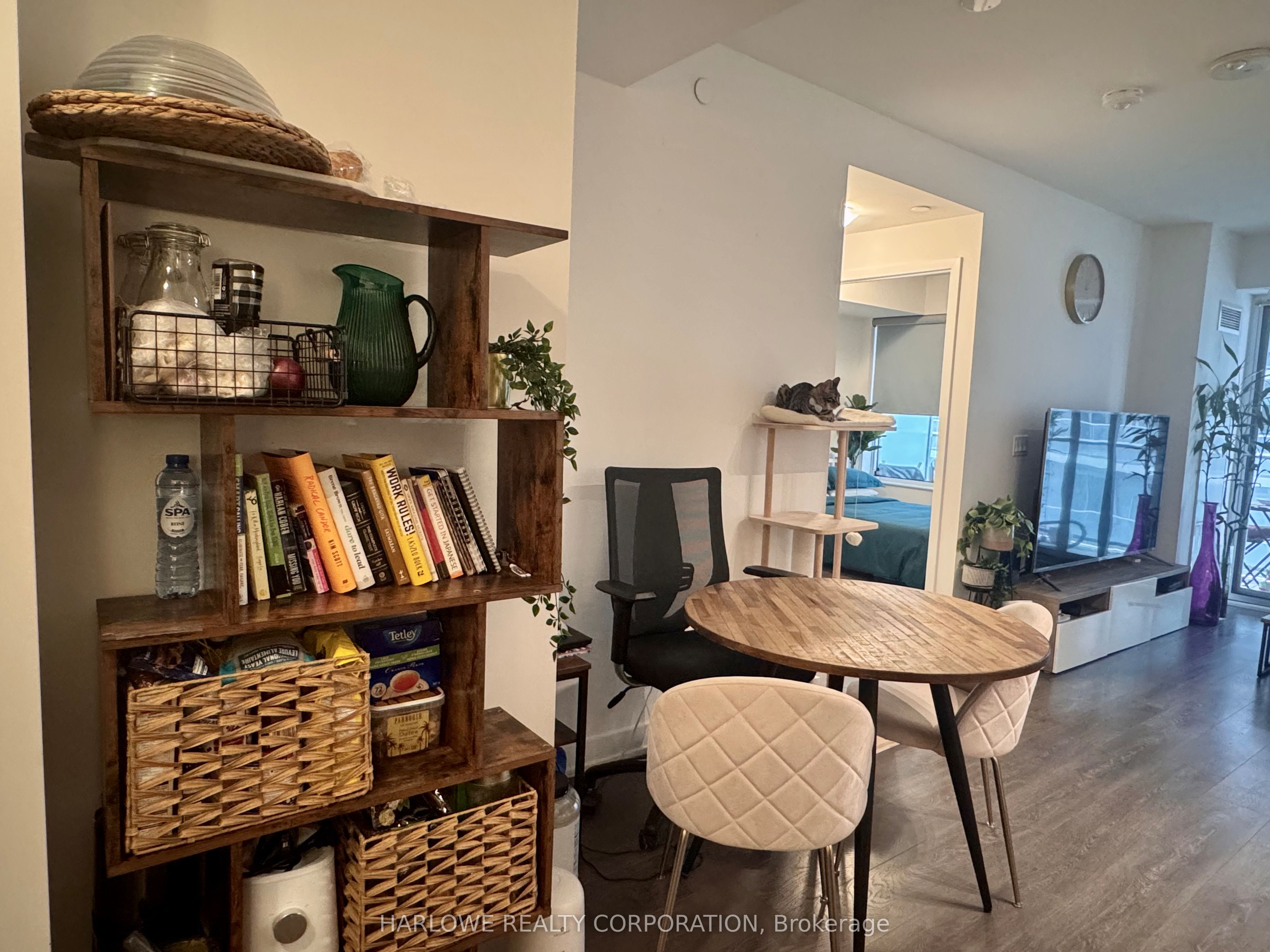 99 Broadway Avenue #1207 Nt, Toronto C10 Mount Pleasant West