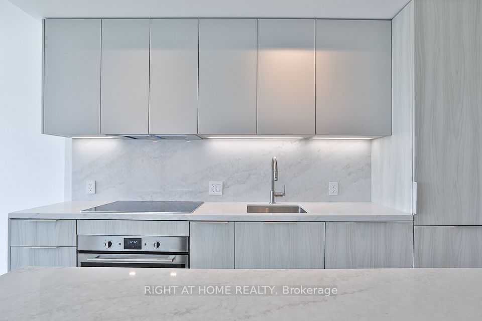 #701 - 200 SUDBURY Street, Toronto, ON M6J 0H1