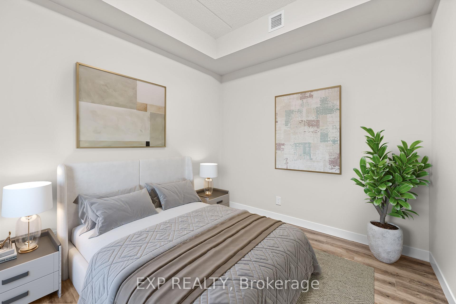 2 Bedrooms Condo at 15 Queen, Hamilton For sale