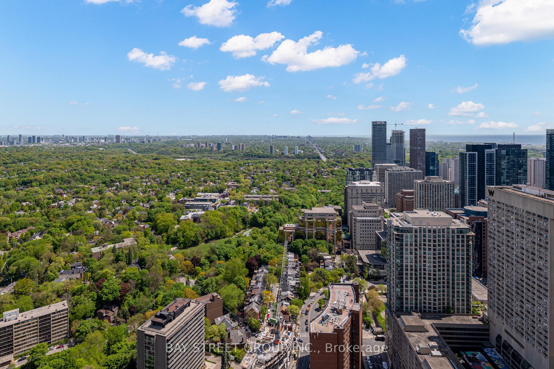 2 Bedrooms Condo at 1 Yorkville, Toronto For sale