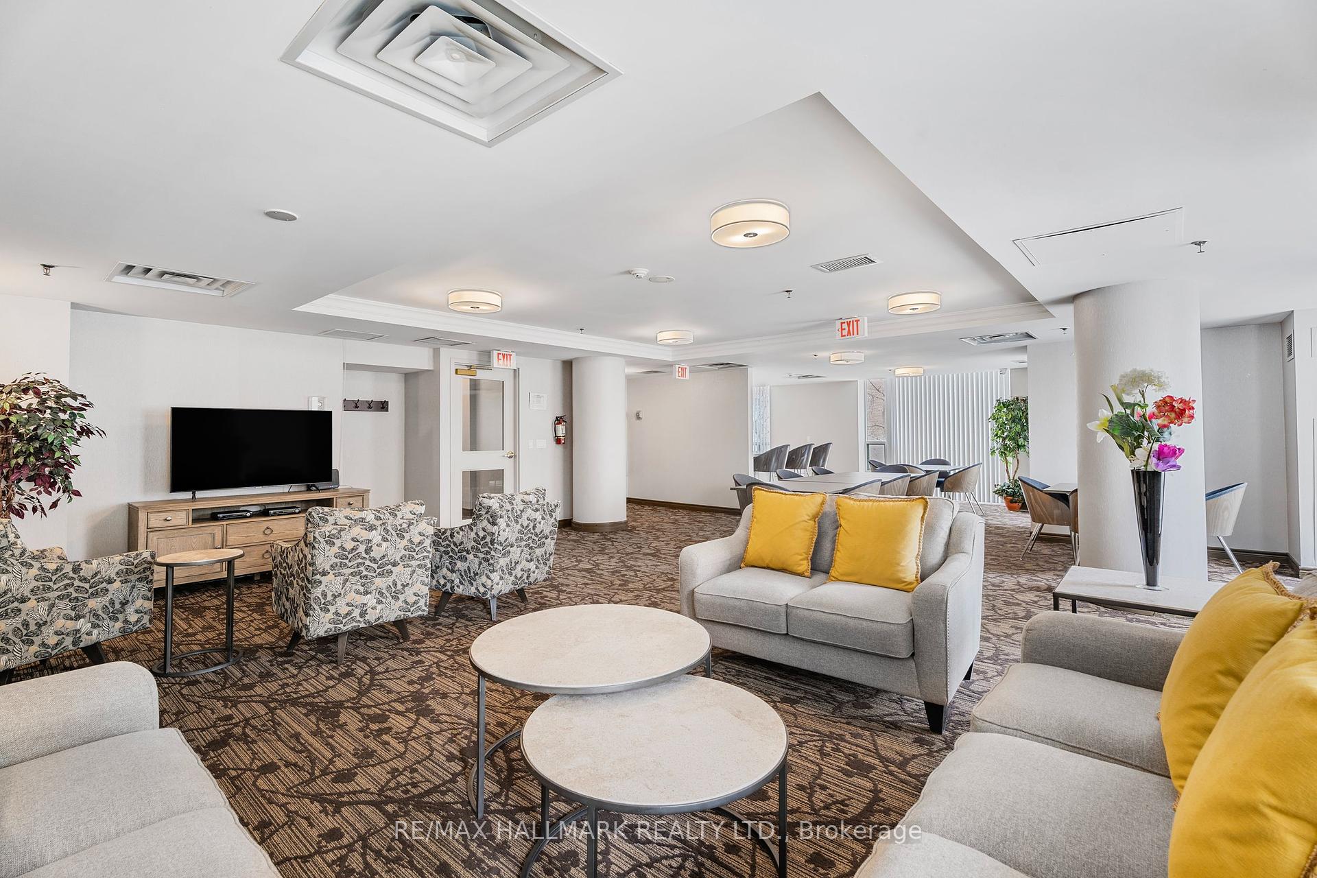 1 Bedroom Condo at 20 Olive, Toronto For sale