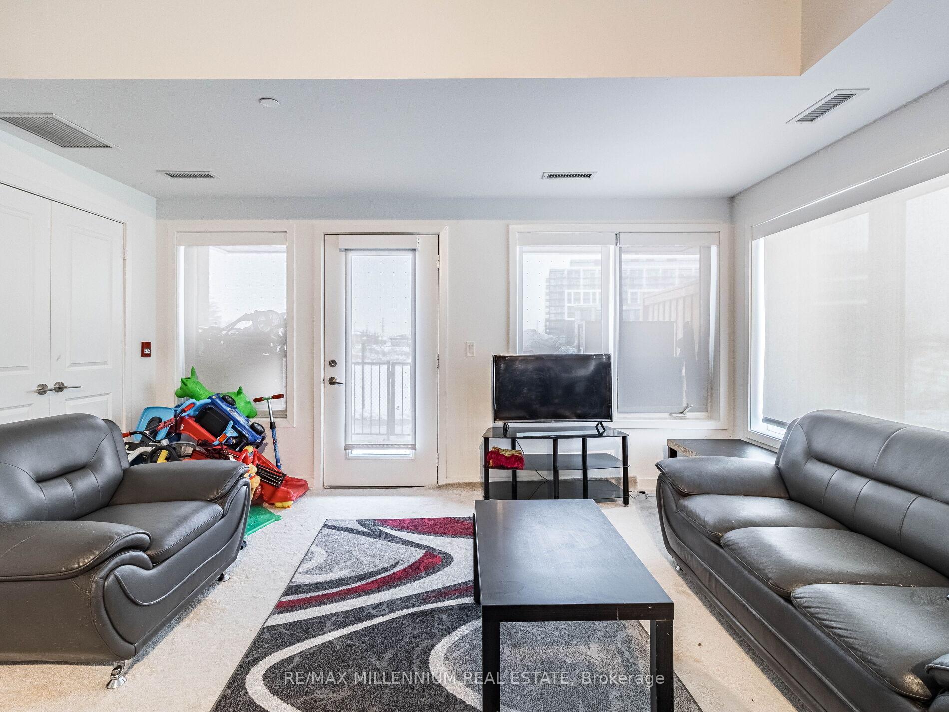 3 Bedrooms Condo at 155 Downsview Park, Toronto For sale