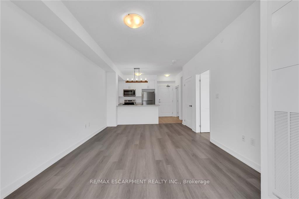 1 Bedroom Condo at 460 Dundas,  Hamilton For sale