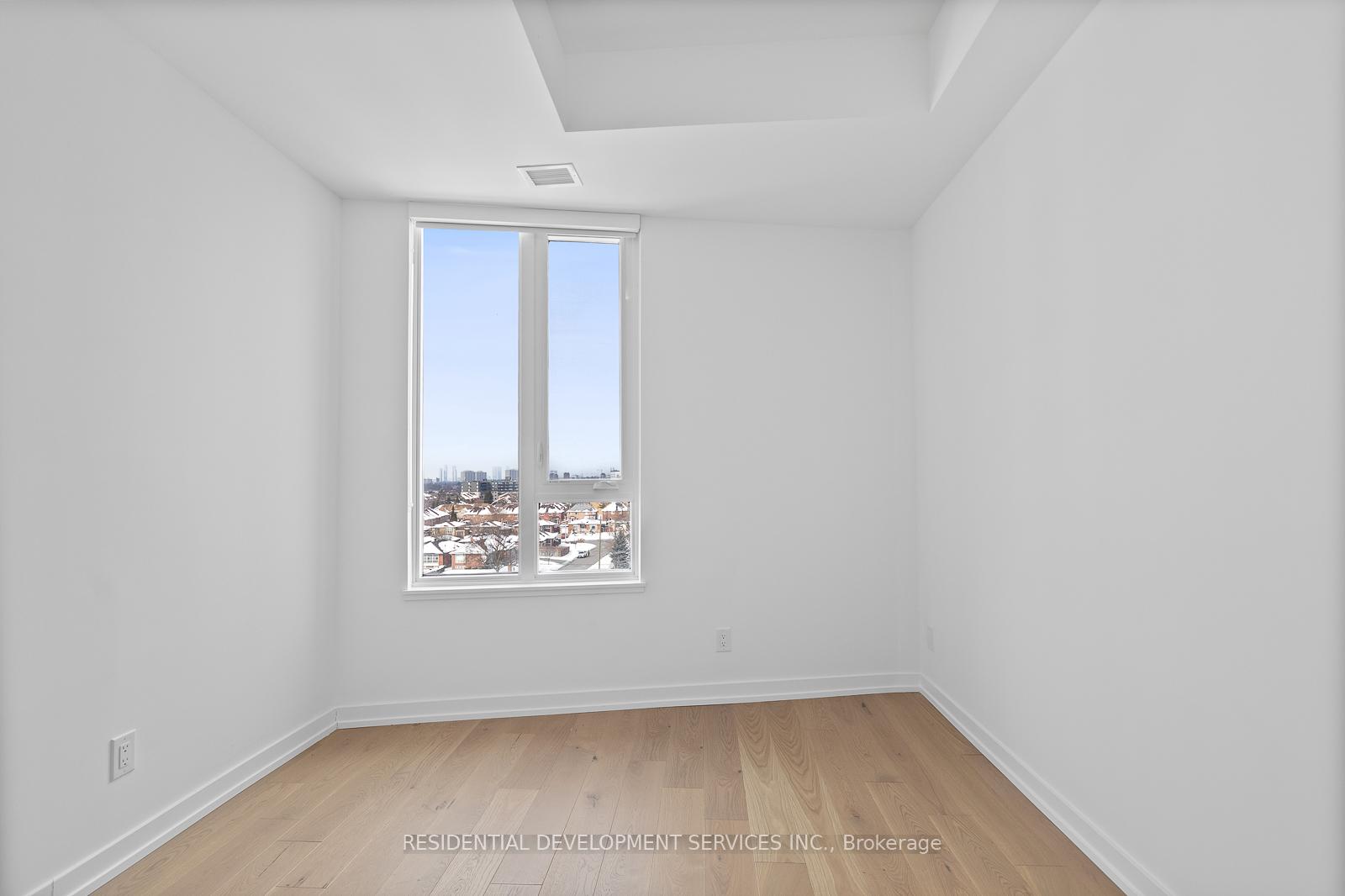 3 Bedrooms Condo at 3100 Keele,  Toronto For sale