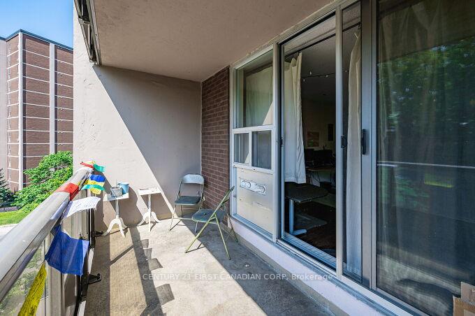 2 Bedrooms Condo at 1964 Main,  Hamilton For sale