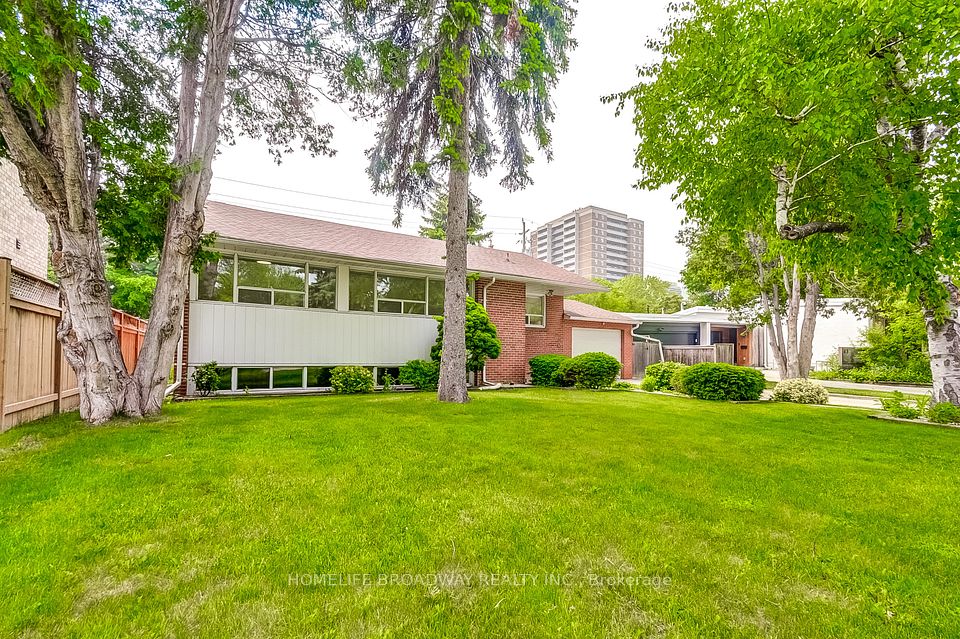 45 Hurlingham Crescent, Toronto, ON M3B 2P9