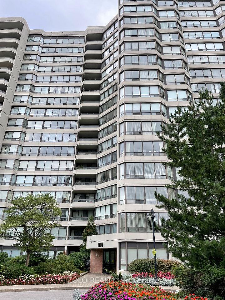 1101 Steeles