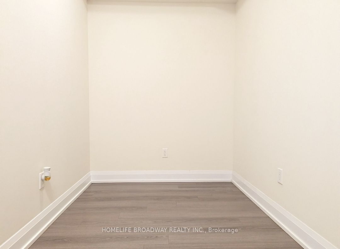 18 Graydon Hall Drive, #506