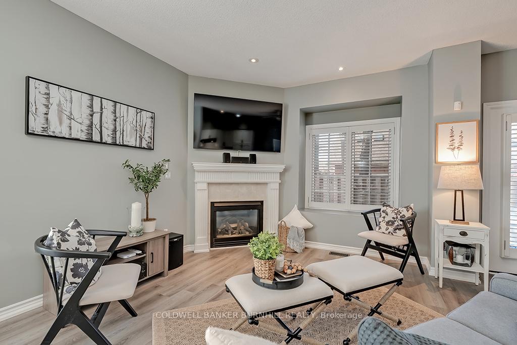 3 Bedrooms Condo at 1375 STEPHENSON,  Burlington For sale