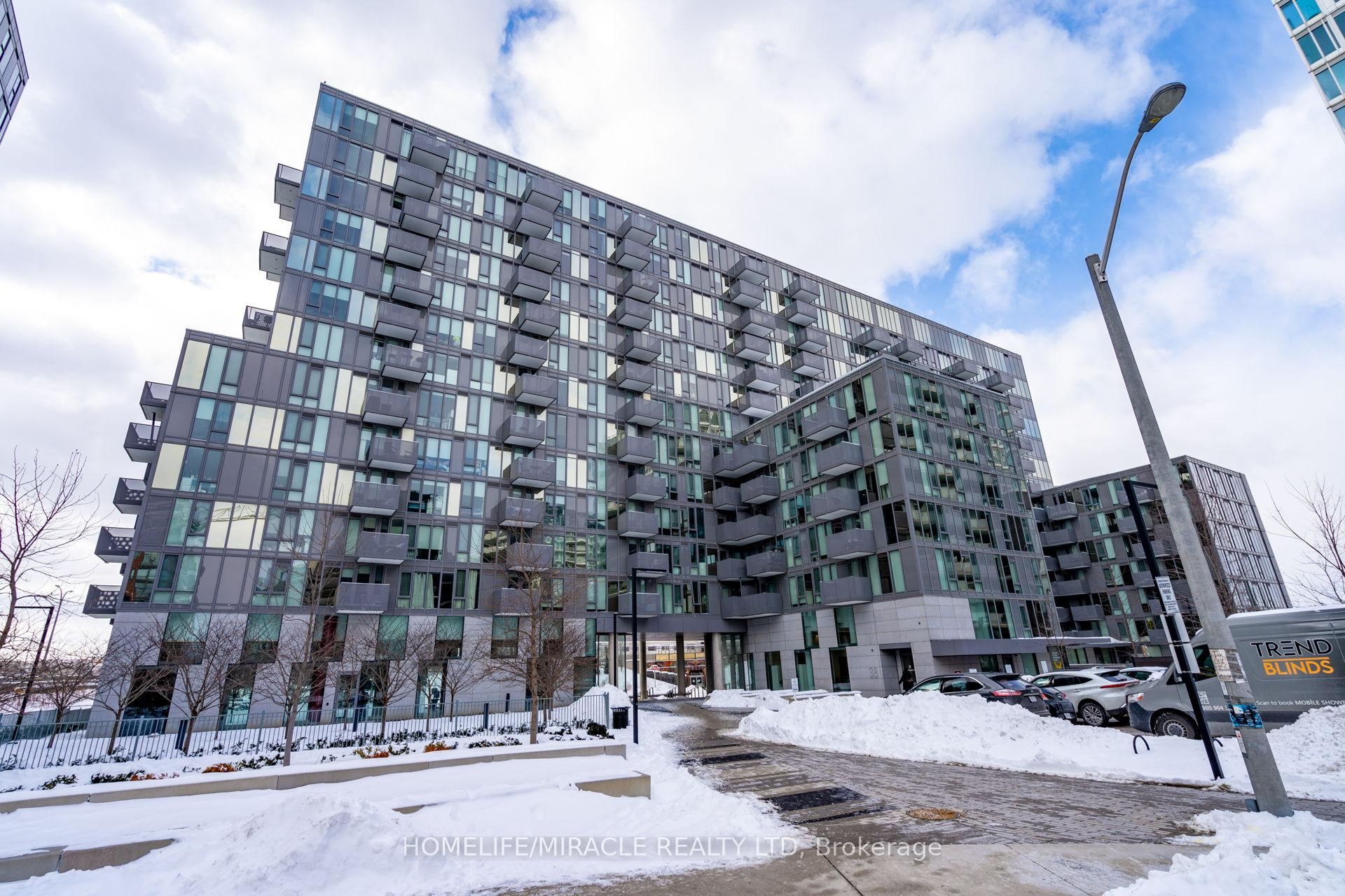 2 Bedrooms Condo at 38 Monte Kwinter, Toronto For sale