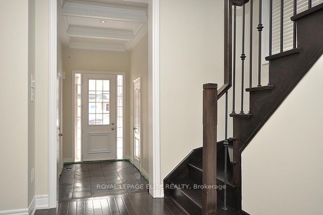 2092 FIDDLERS Way, Oakville, ON L6M 0M5