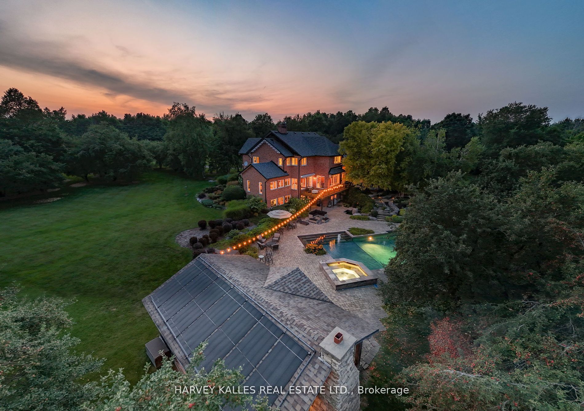 3 Rutland Hill Court