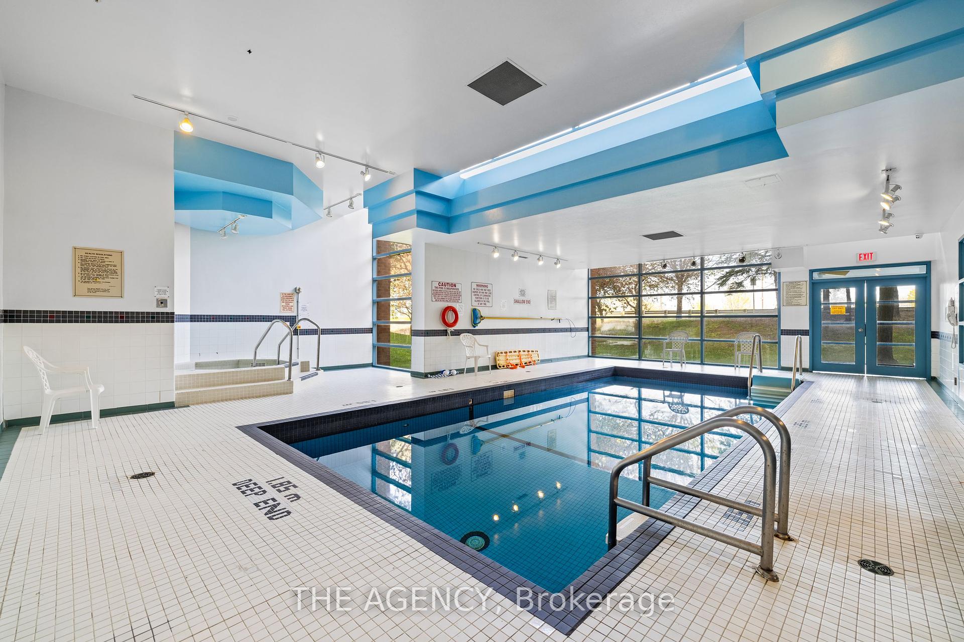 2 Bedrooms Condo at 90 Dale, Toronto For sale