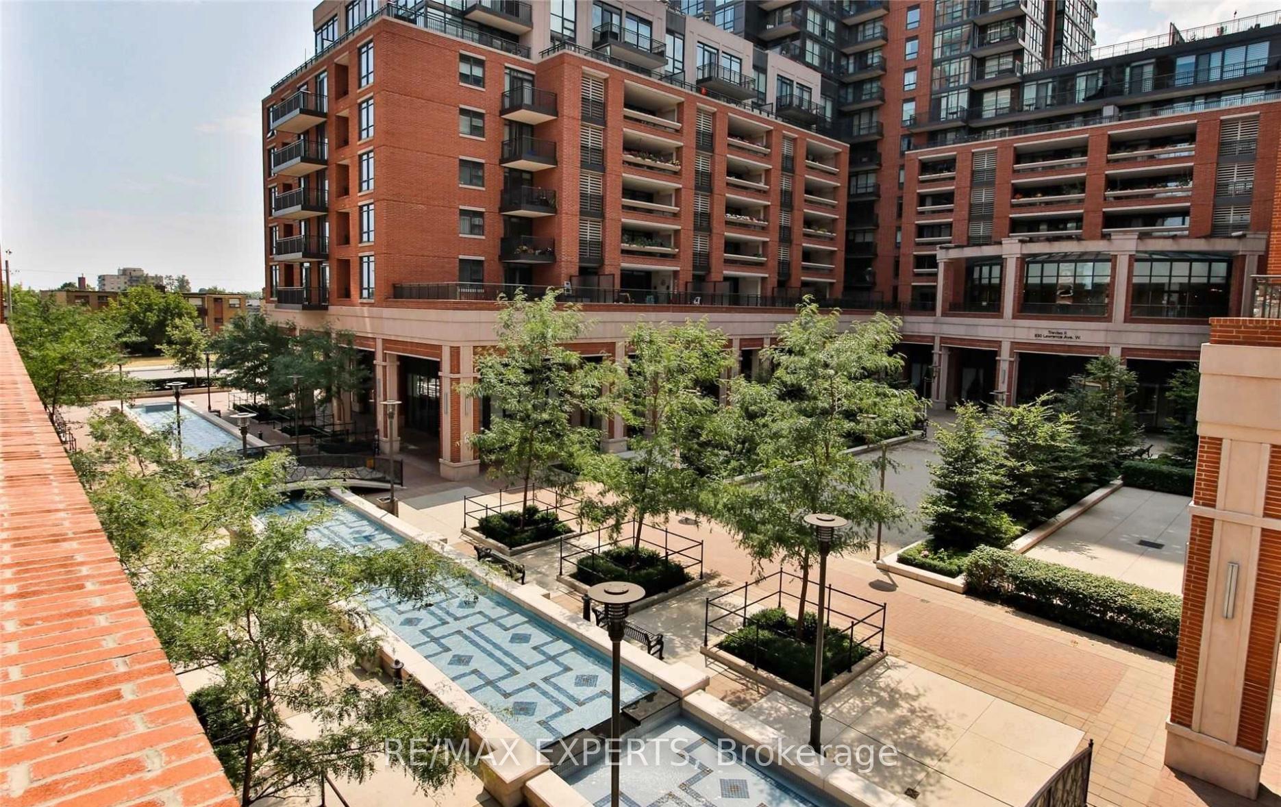3 Bedrooms Condo at 36 Via Bagnato, Toronto For sale
