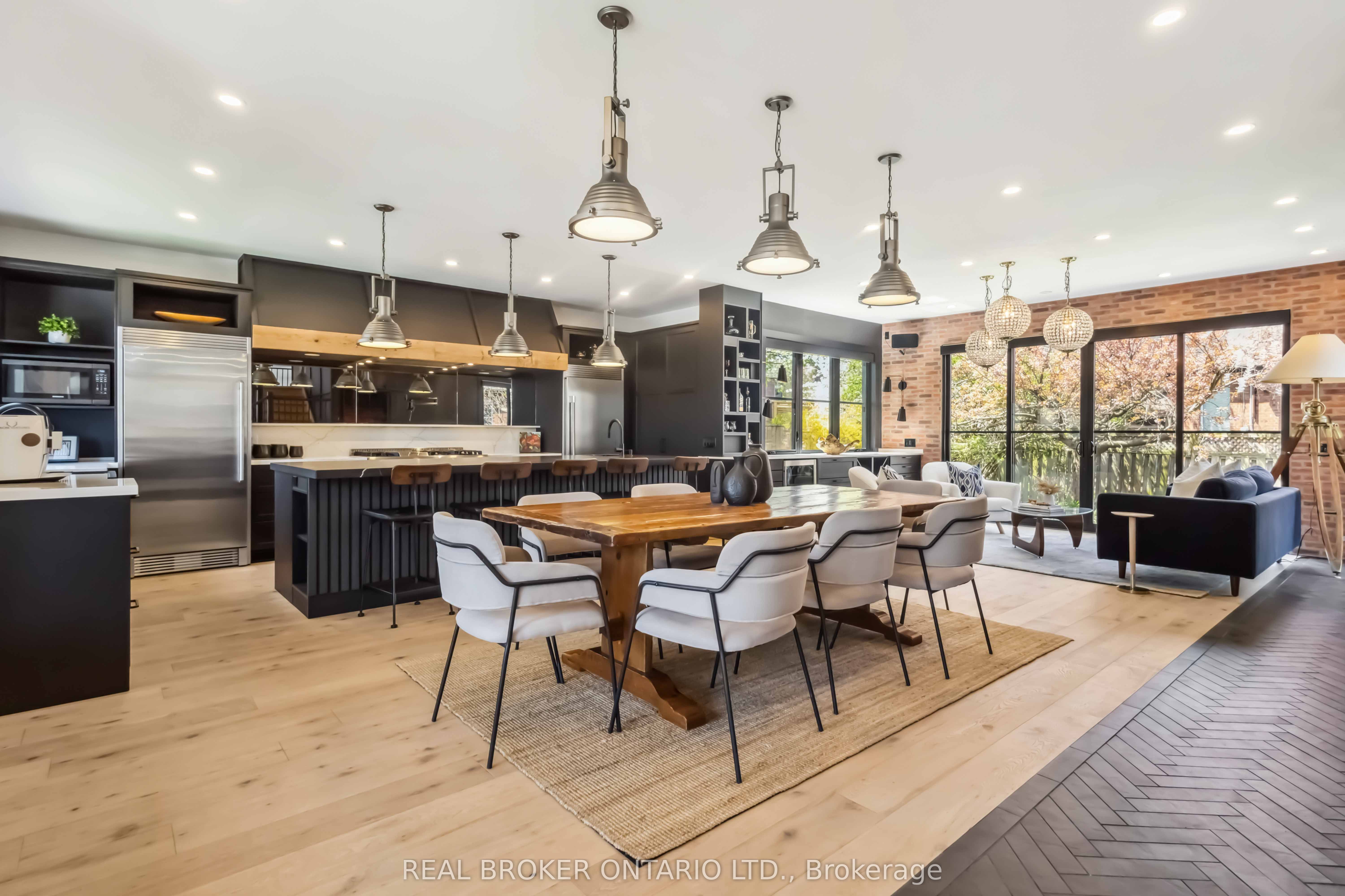 44 Hunt Club Drive