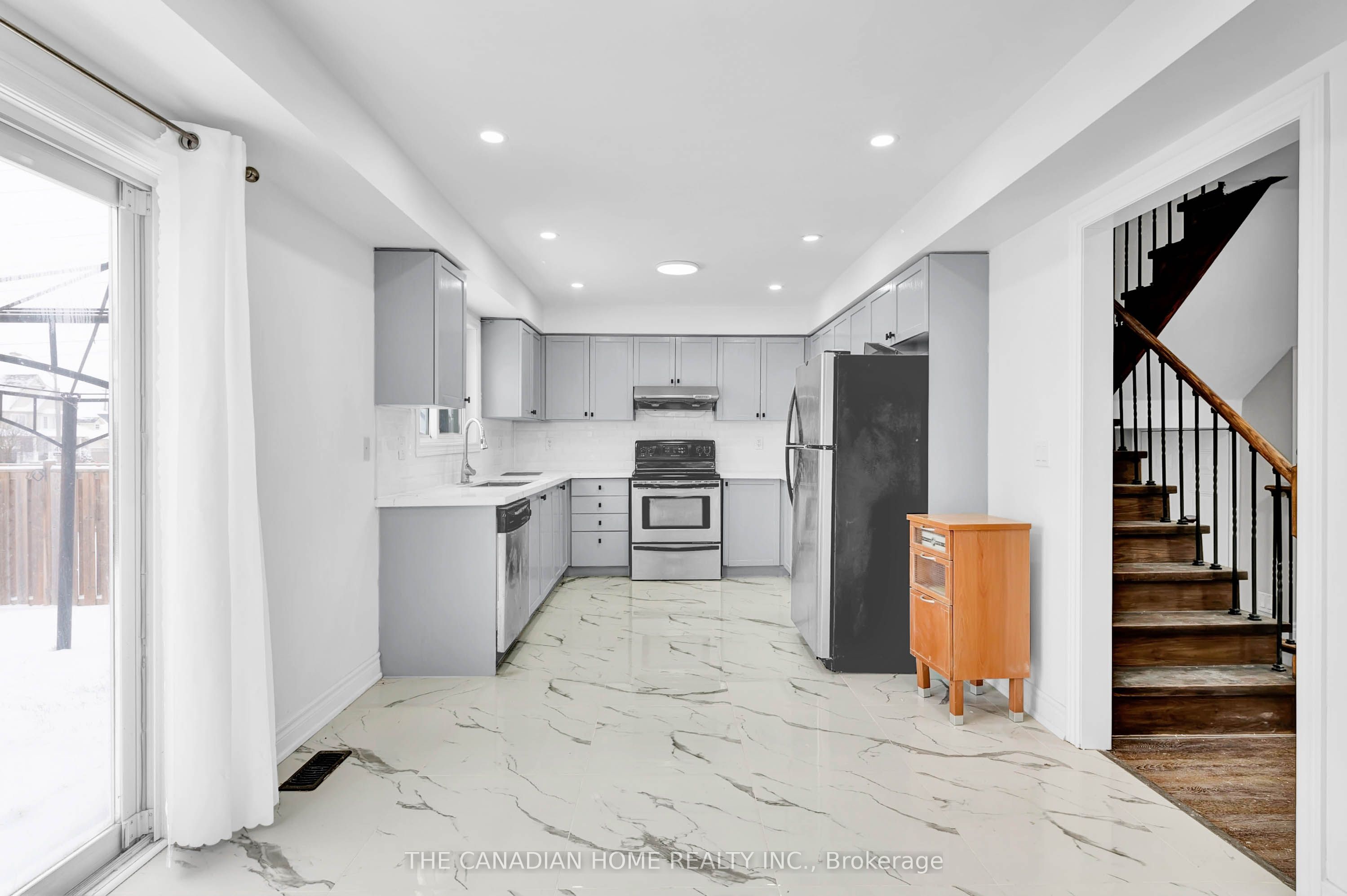 415 Orvis Crescent