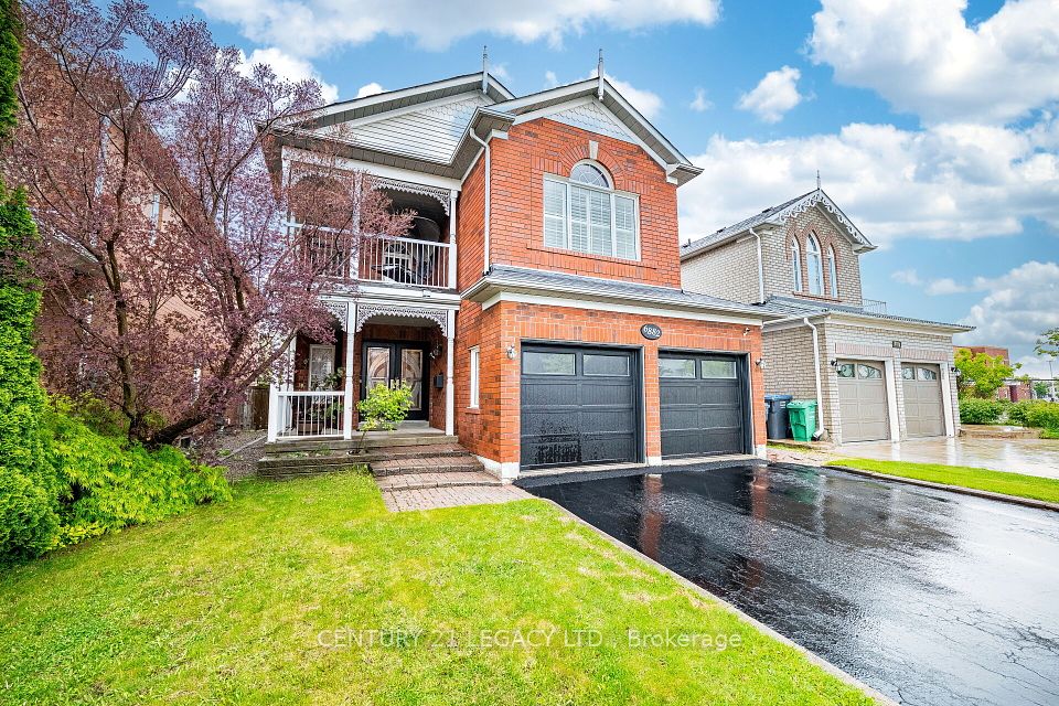 6882 Gooderham Estate