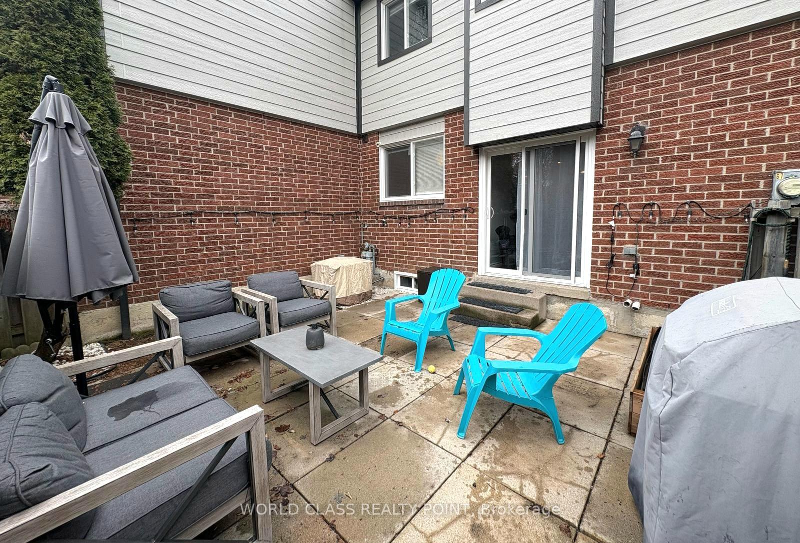 4 Bedrooms Condo at 525 Meadows, Mississauga For sale