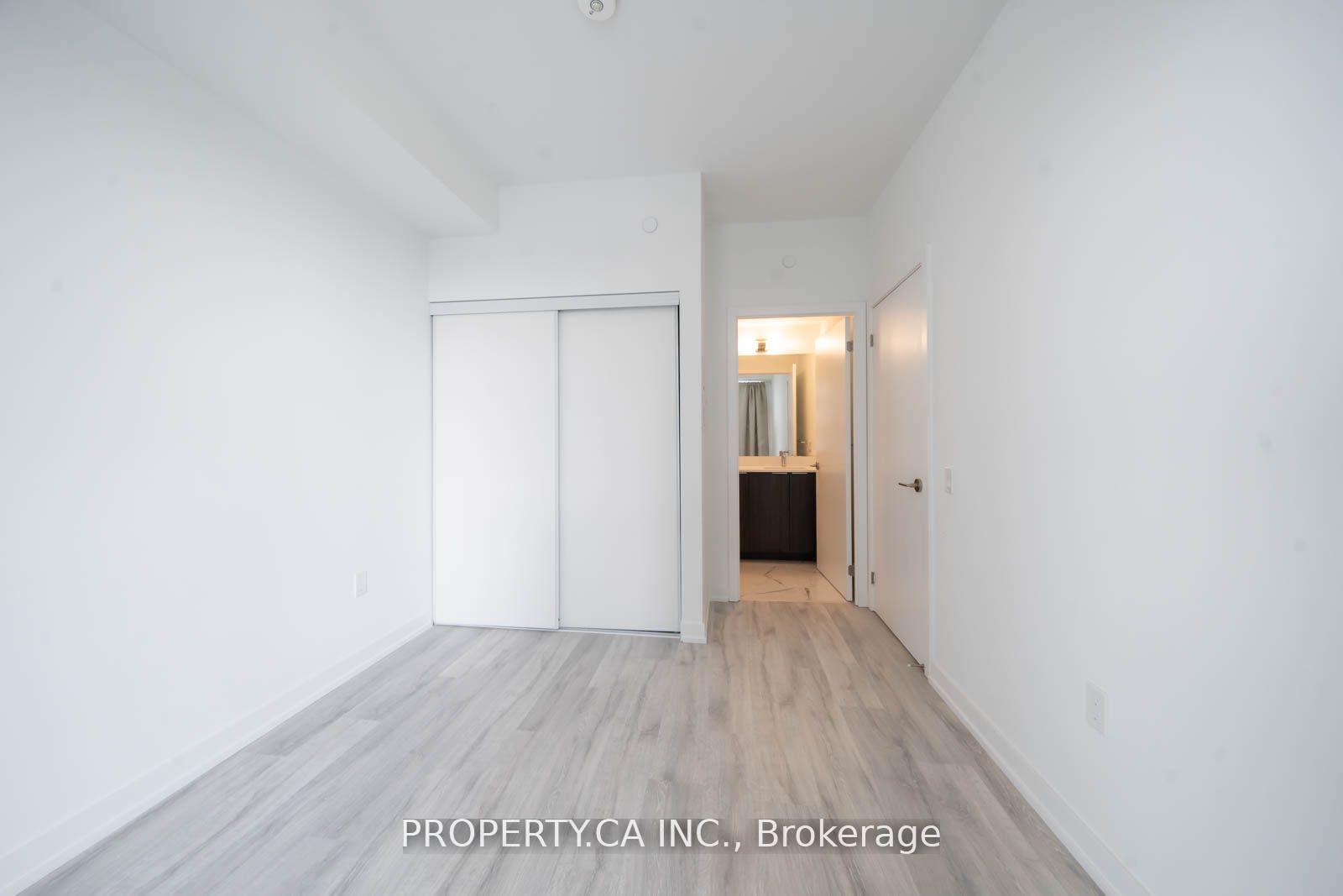 8 Olympic Garden Drive, #1601