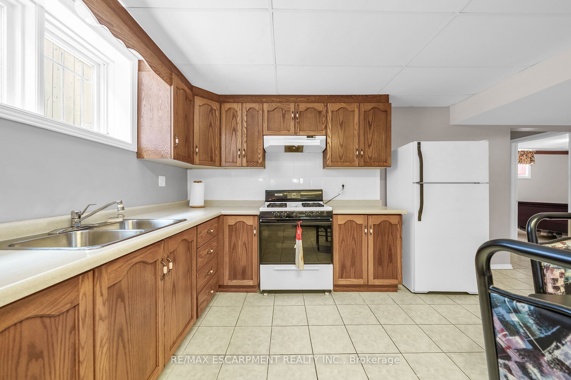 122 Fieldway Drive