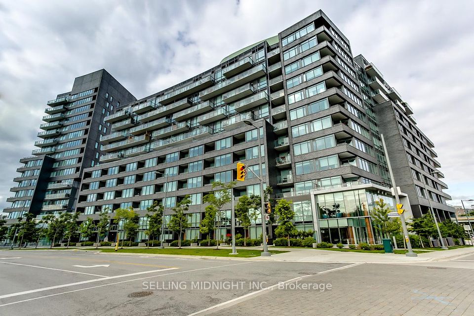 120 Bayview Avenue