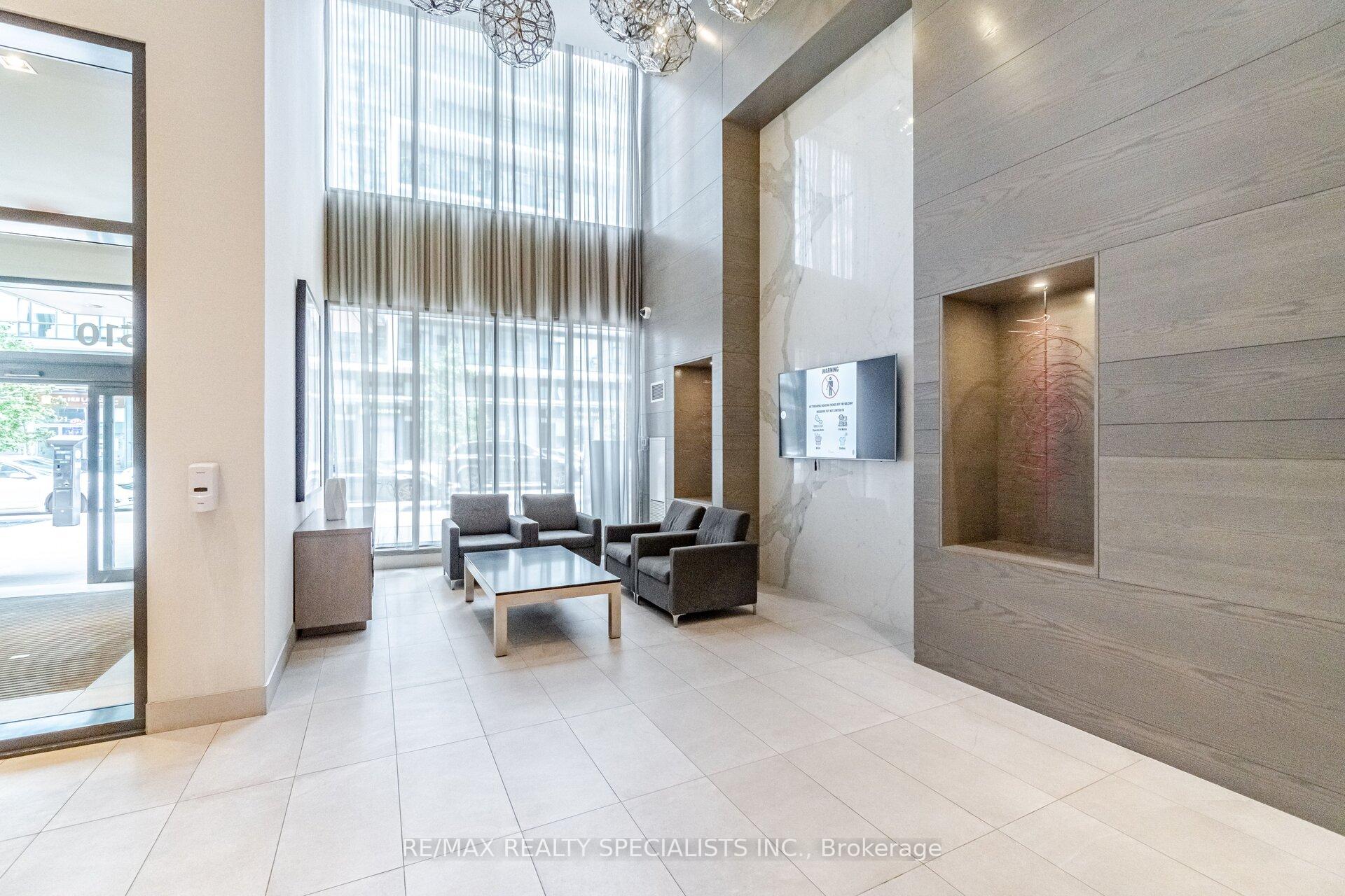 2 Bedrooms Condo at 510 Curran,  Mississauga For sale