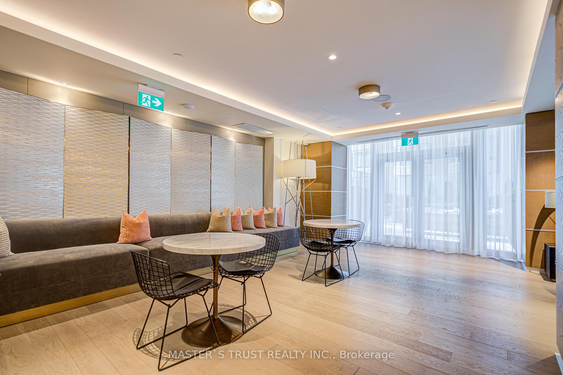 1 Bedroom Condo at 188 Cumberland, Toronto For sale